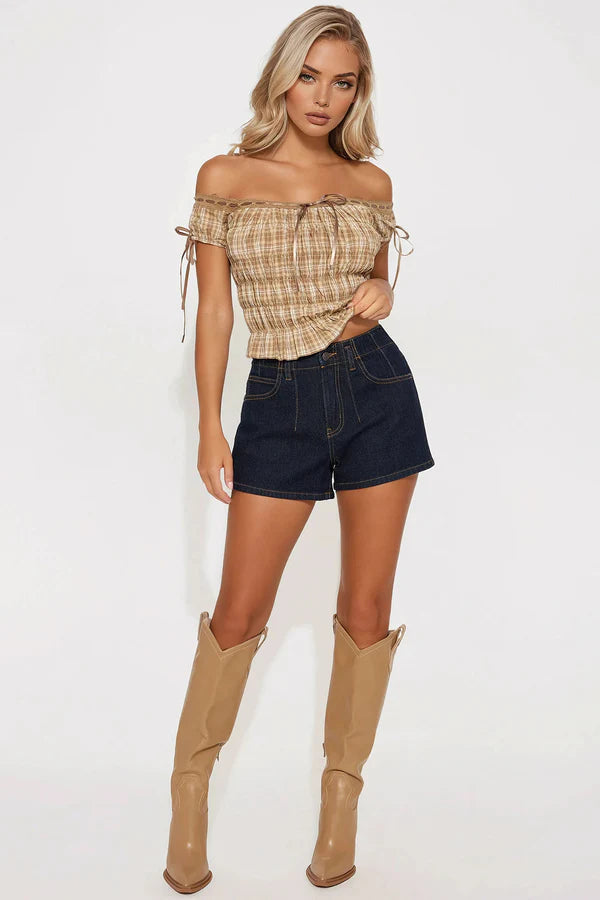 Fashion Nova Karinne Seamed Denim Shorts - Dark Wash Size 1