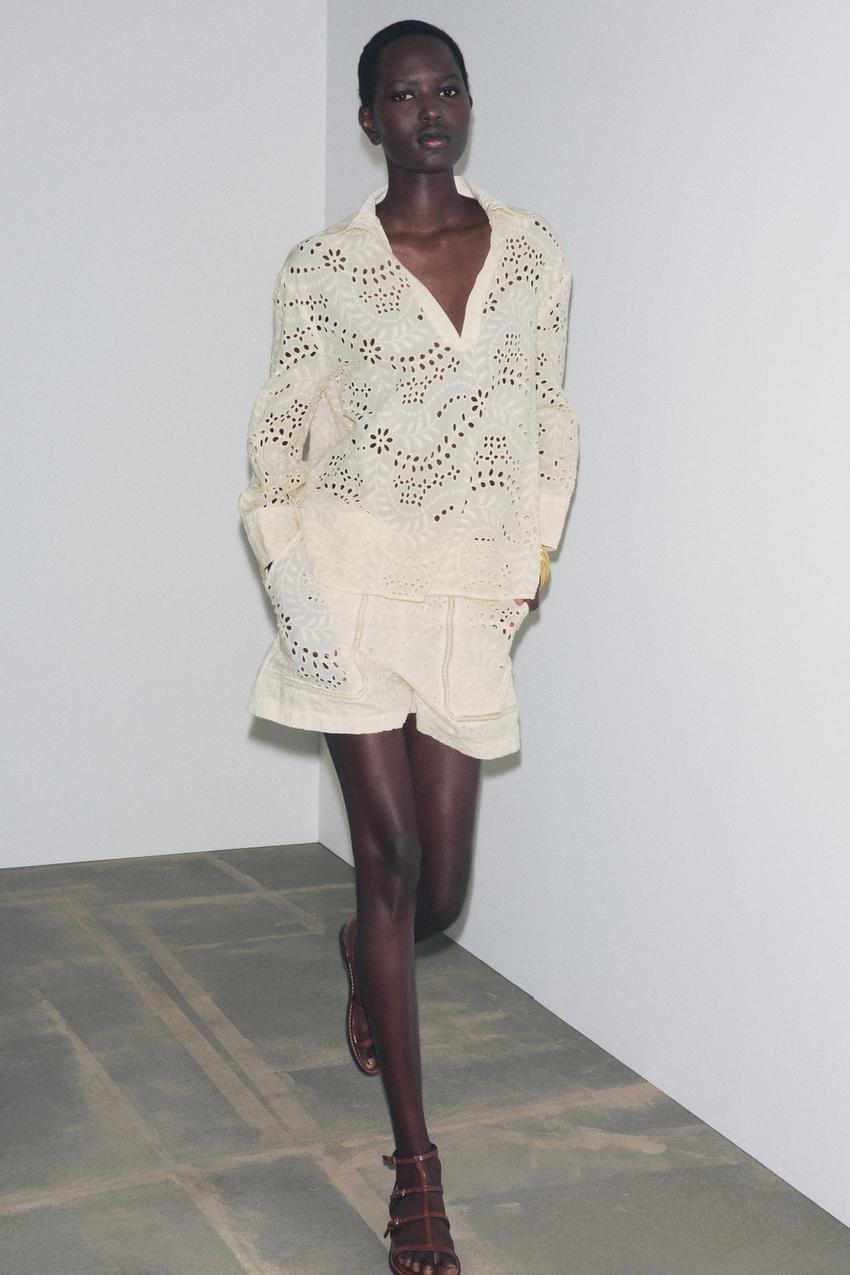 ZW COLLECTION PERFORATED EMBROIDERY BERMUDA SHORTS Size XS