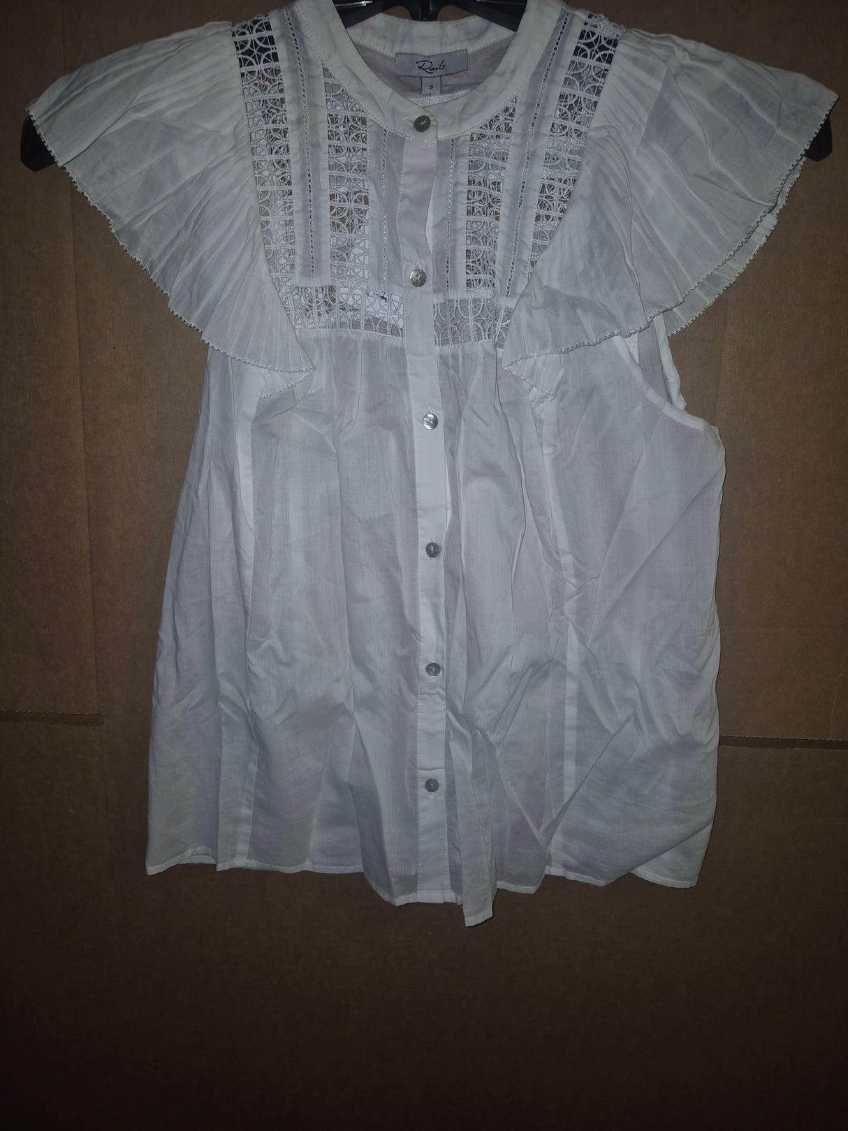 Rails Women's (S) Round Neck, Cap Sleeves, Button Down Blouse, White