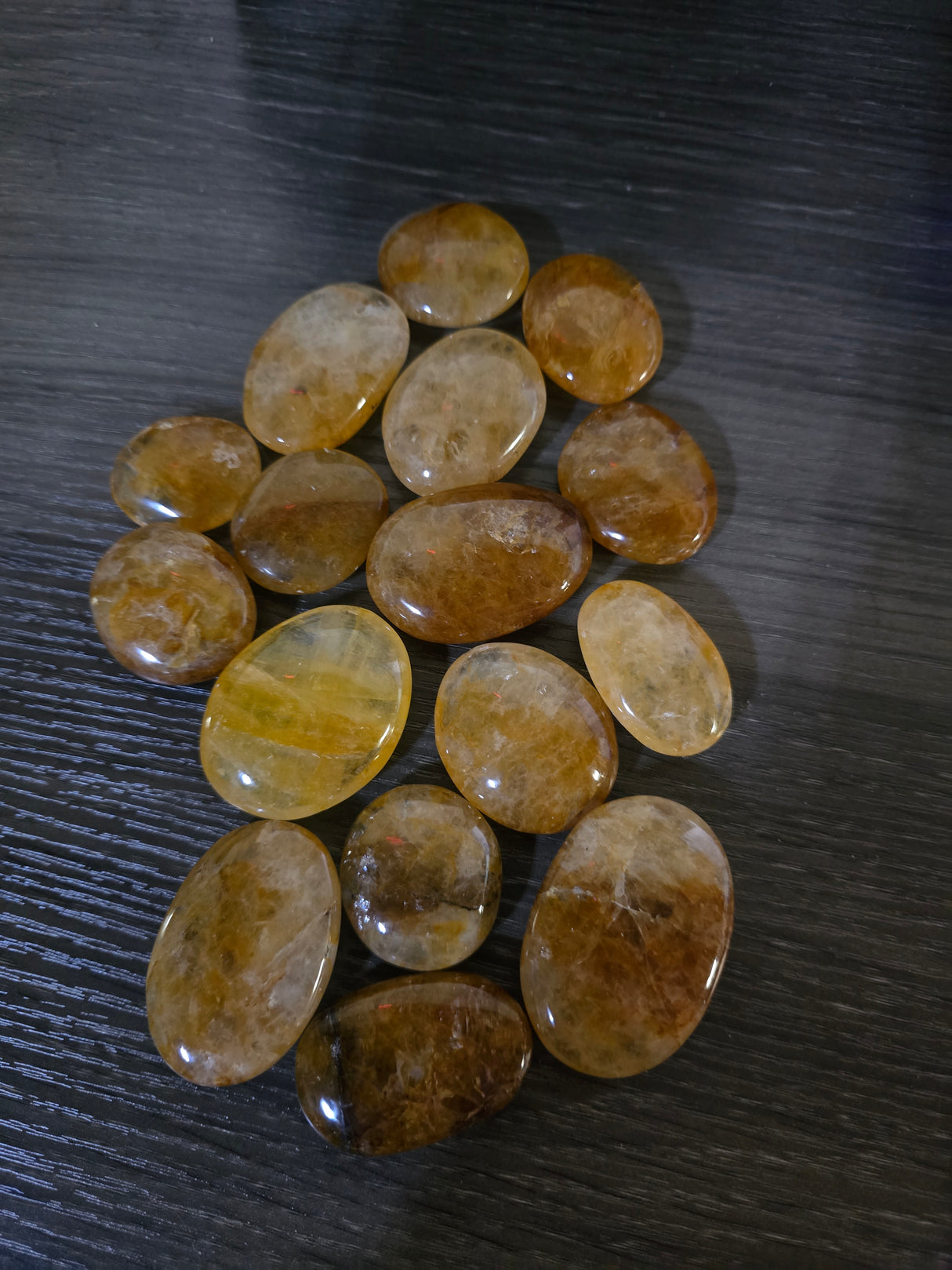 Golden Healer Palmstone 1pc (Assorted)