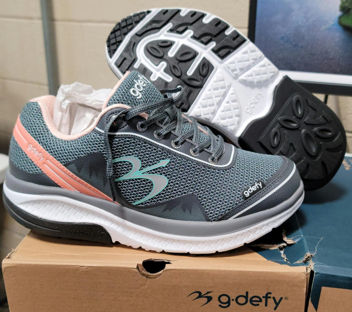 G-DEFY FOOTWEAR | Women's Mighty Walk | Grey/Pink | US 10W