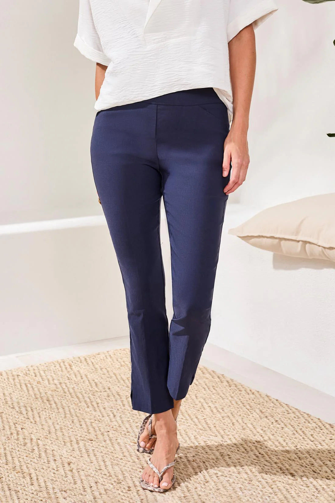 Performance Stretch Flatten It® Slimming Ankle Pants Size 14