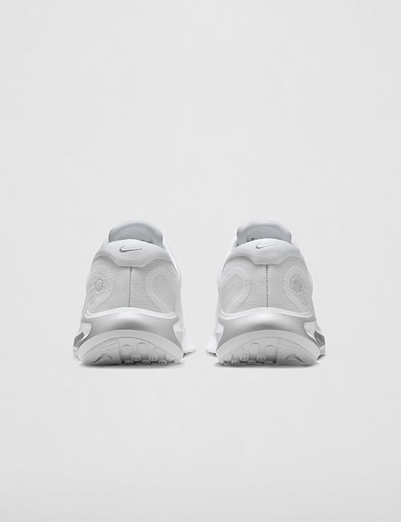 Nike Women's Journey Run- Size- 6.5