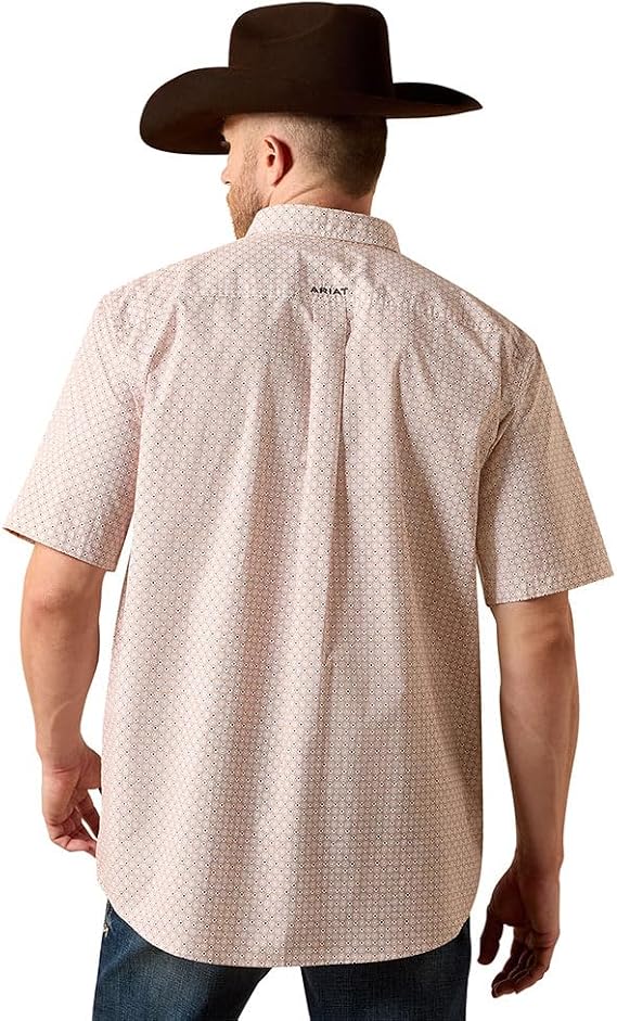 ARIAT Men's Nels Classic Fit SS Shirt in Almond Oil Geo Print - SM