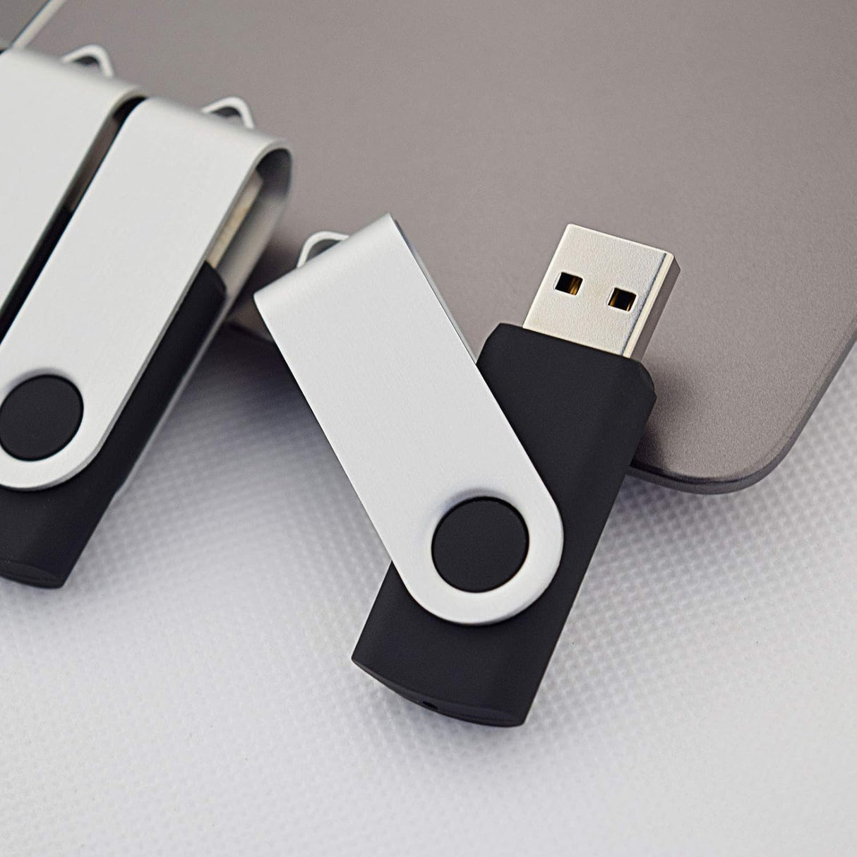 KOOTION 20pcs 4GB USB Flash Drives - 4GB Thumb Drives, Black