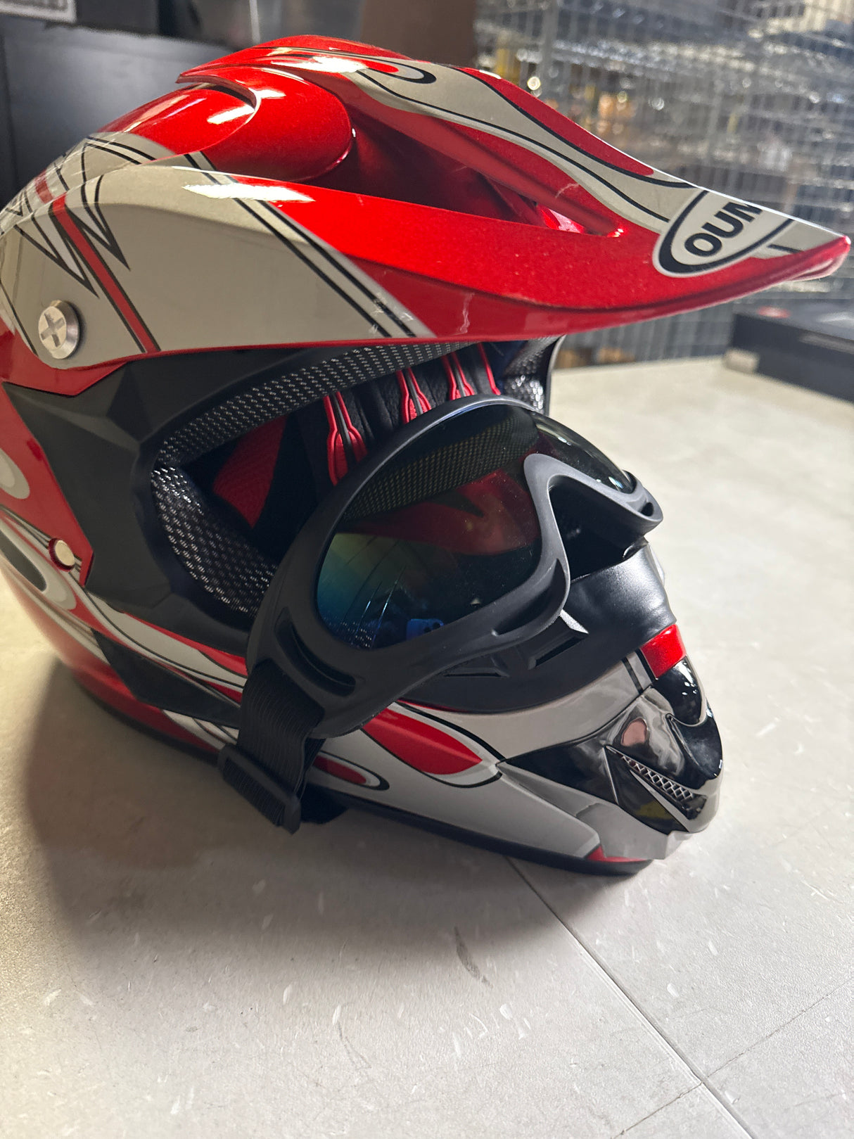 OUMURS Adult Dirt Bike Helmet with Goggles Gloves & Mask Adjustable Sun Visor Motorcycle Adults ATV Helmet Off-Road Motocross Downhill Moped MX for Unisex-Adult-Red Flame, L