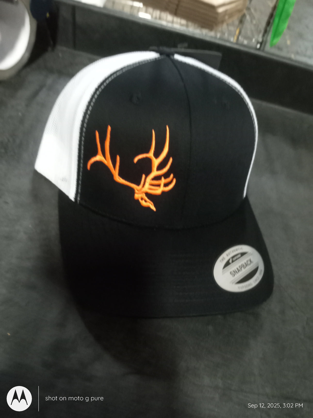 Yupoong 6606 YP Classics Retro Trucker Cap-white/black