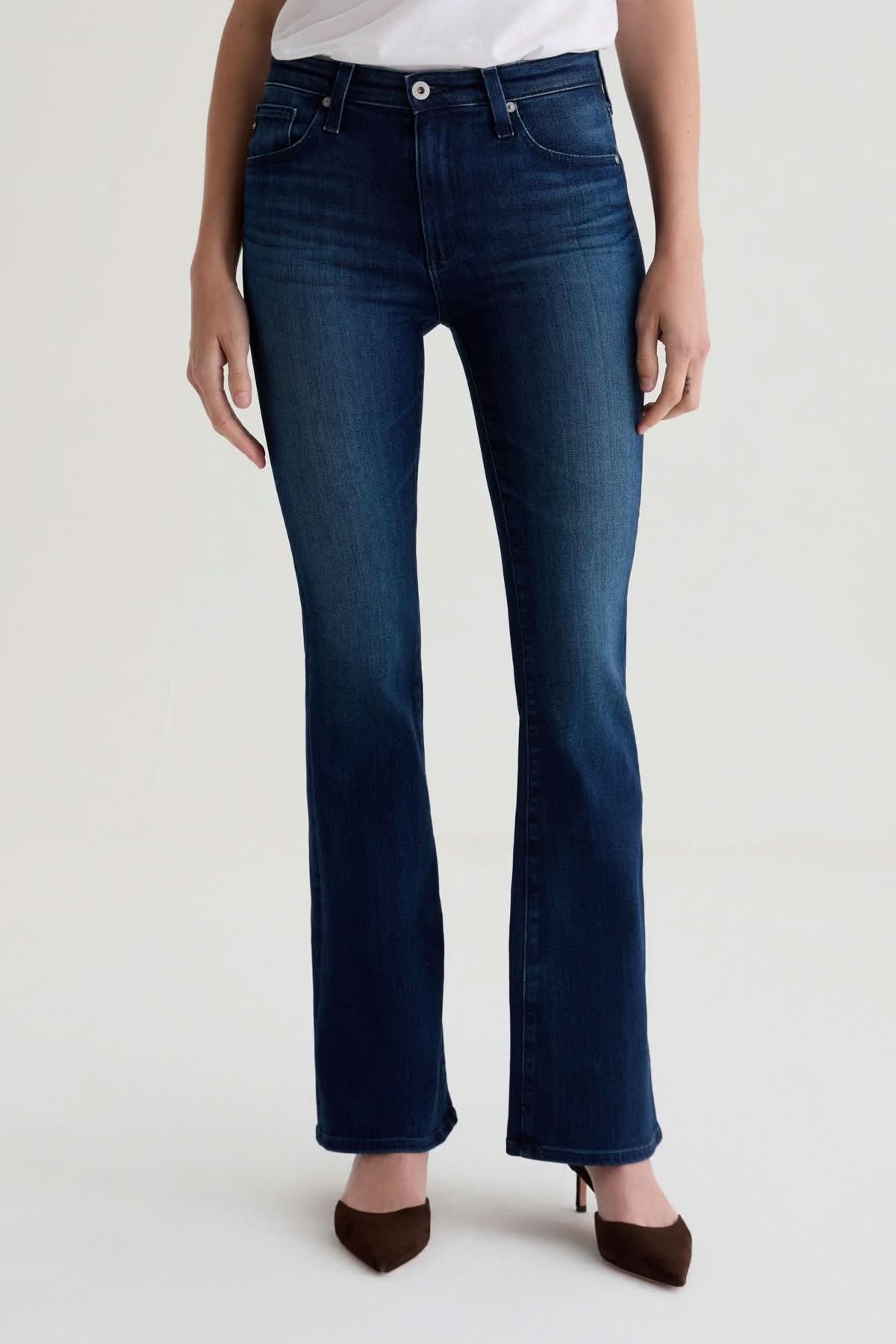 AG : Farrah Boot Jeans in Epilogue Size: 29x32