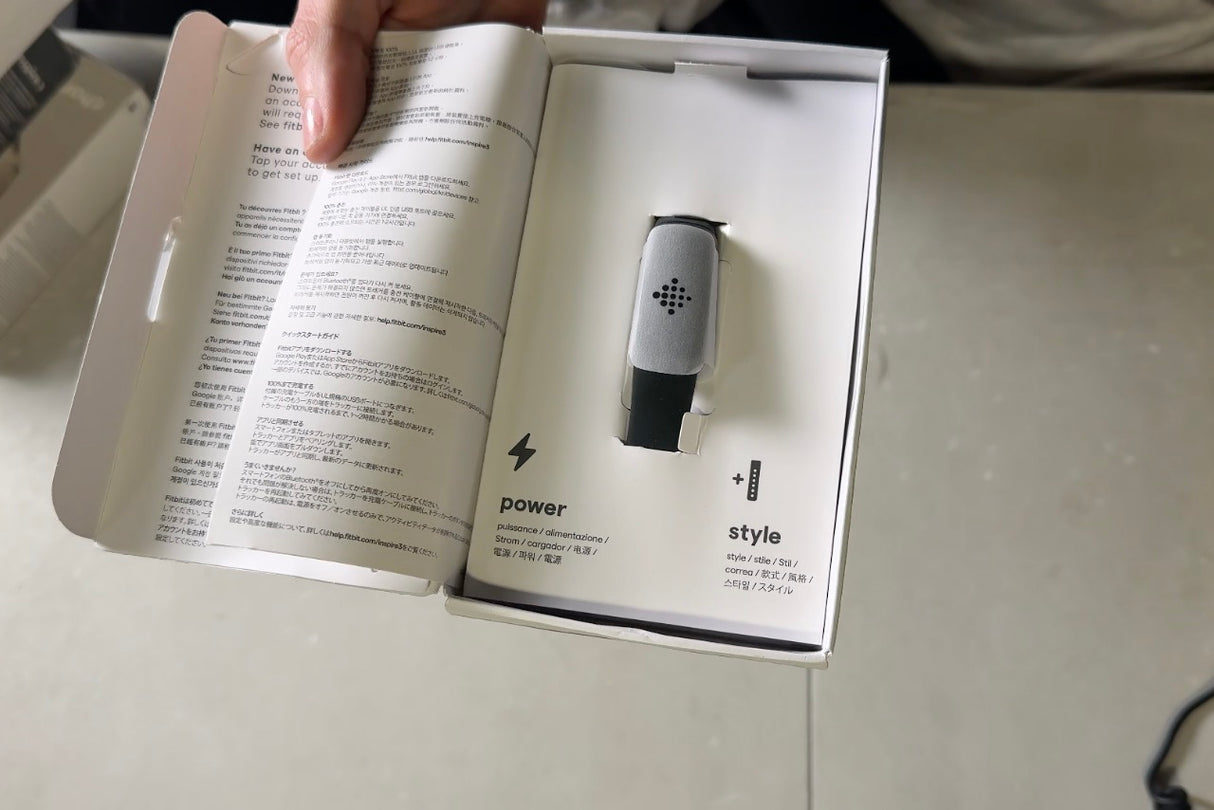 Fitbit Inspire 3 Health &-Fitness-Tracker with Stress Management, Workout Intensity, Sleep Tracking, 24/7 Heart Rate and more, Midnight Zen/Black One Size (S & L Bands Included)