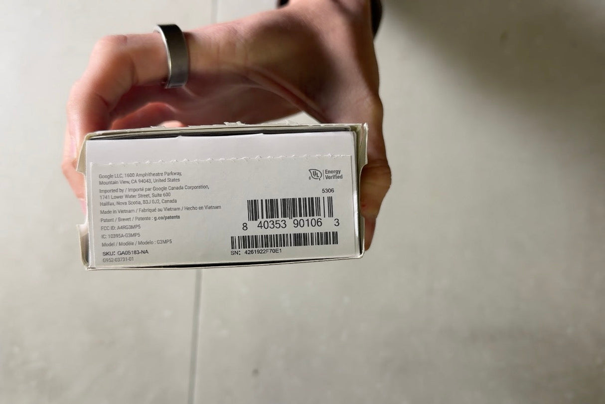 Fitbit Charge 6 Fitness Tracker with Google apps, Heart Rate on Exercise Equipment, 6-Months Premium Membership Included, GPS, Health Tools and More, Obsidian/Black, One Size (S & L Bands Included) (Copy)