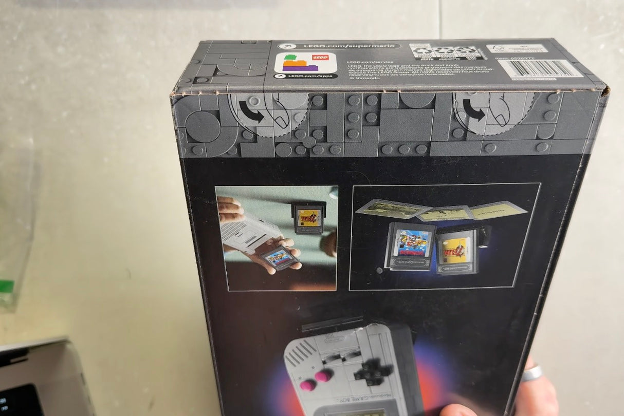 LEGO Super Mario Game Boy - Retro Building Sets for Adults, Ages 18+ - Collectible Model with Game Paks and Display Stand - Birthday Gifts for Men & Women - 72046