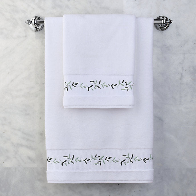 Frontgate Resort Collection™ Lillia Hand Towel in Pine