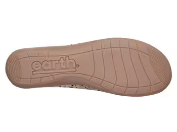 Earth Bentley Leather Adjustable Perforated Flats Champagne 7M