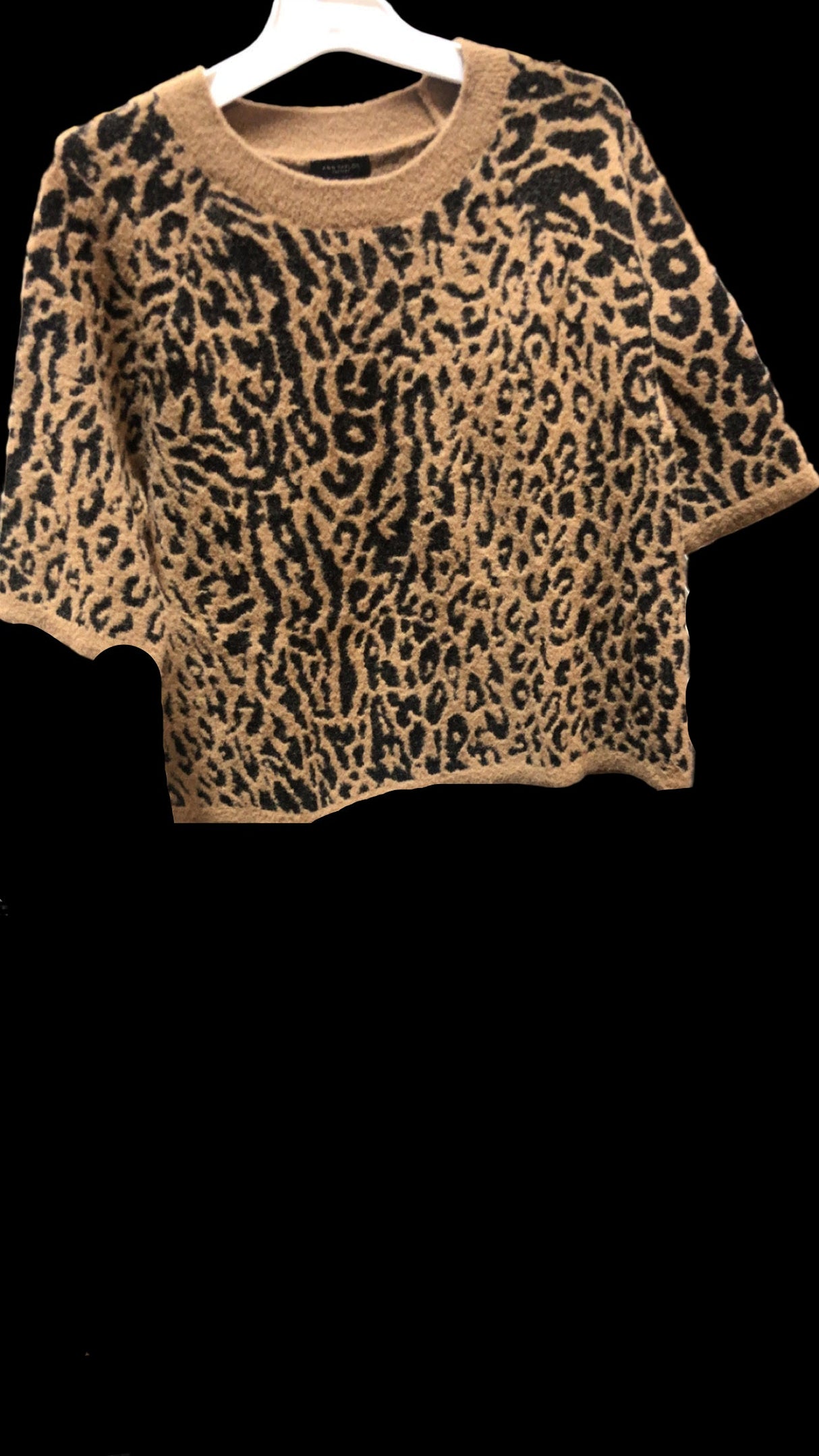 Ann Taylor Cheetah Print Crop Sweater Size: Large