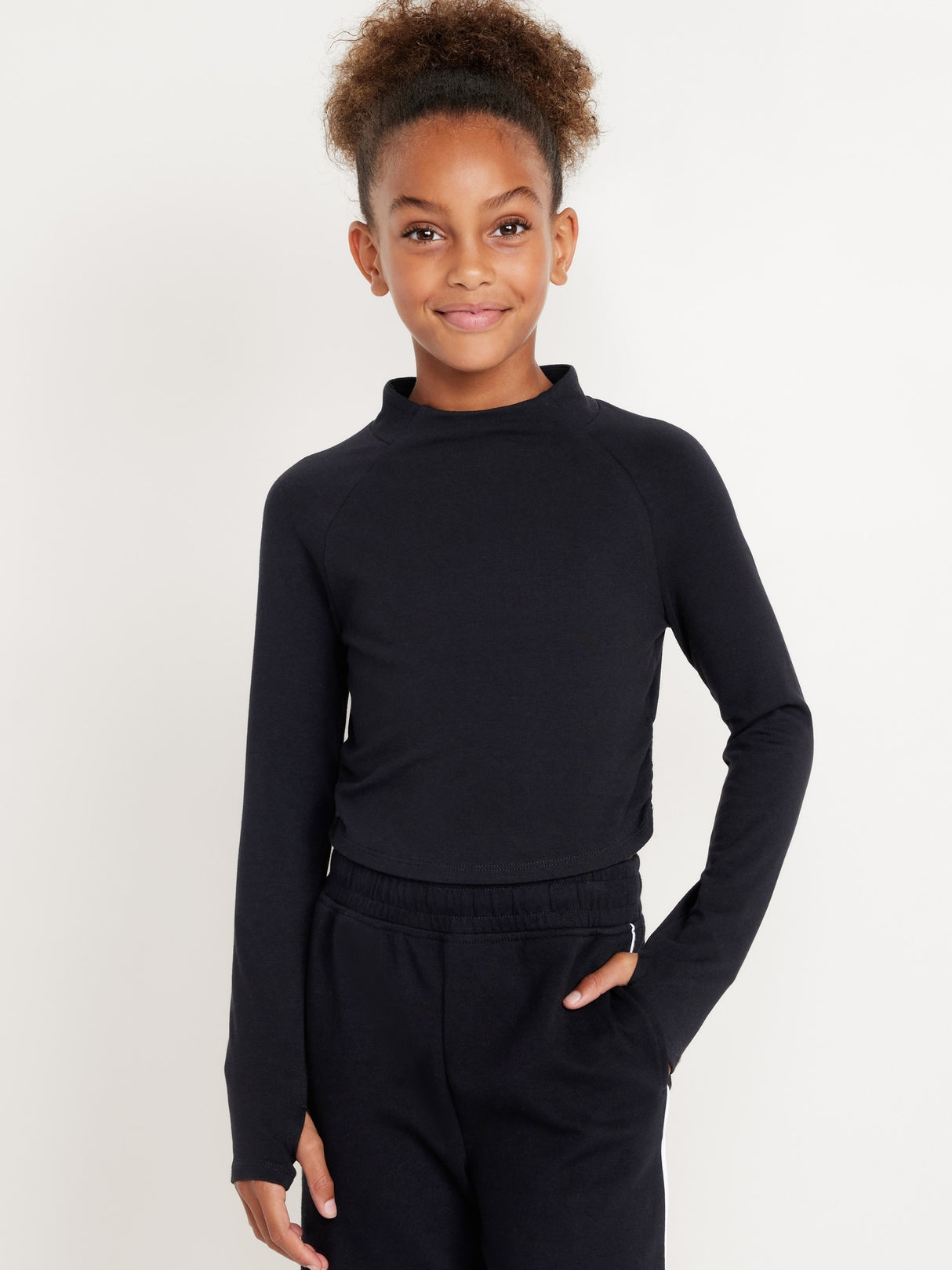Girl's OLD NAVY (SM 6-7) PowerChill Mock-Neck Side-Ruched Topcolor: black jack