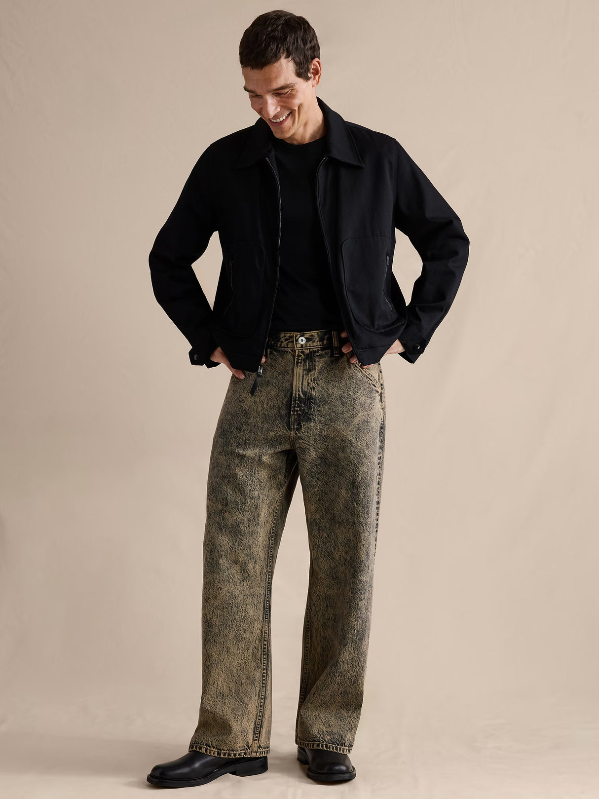 Banana Republic Loose Jean Size 32