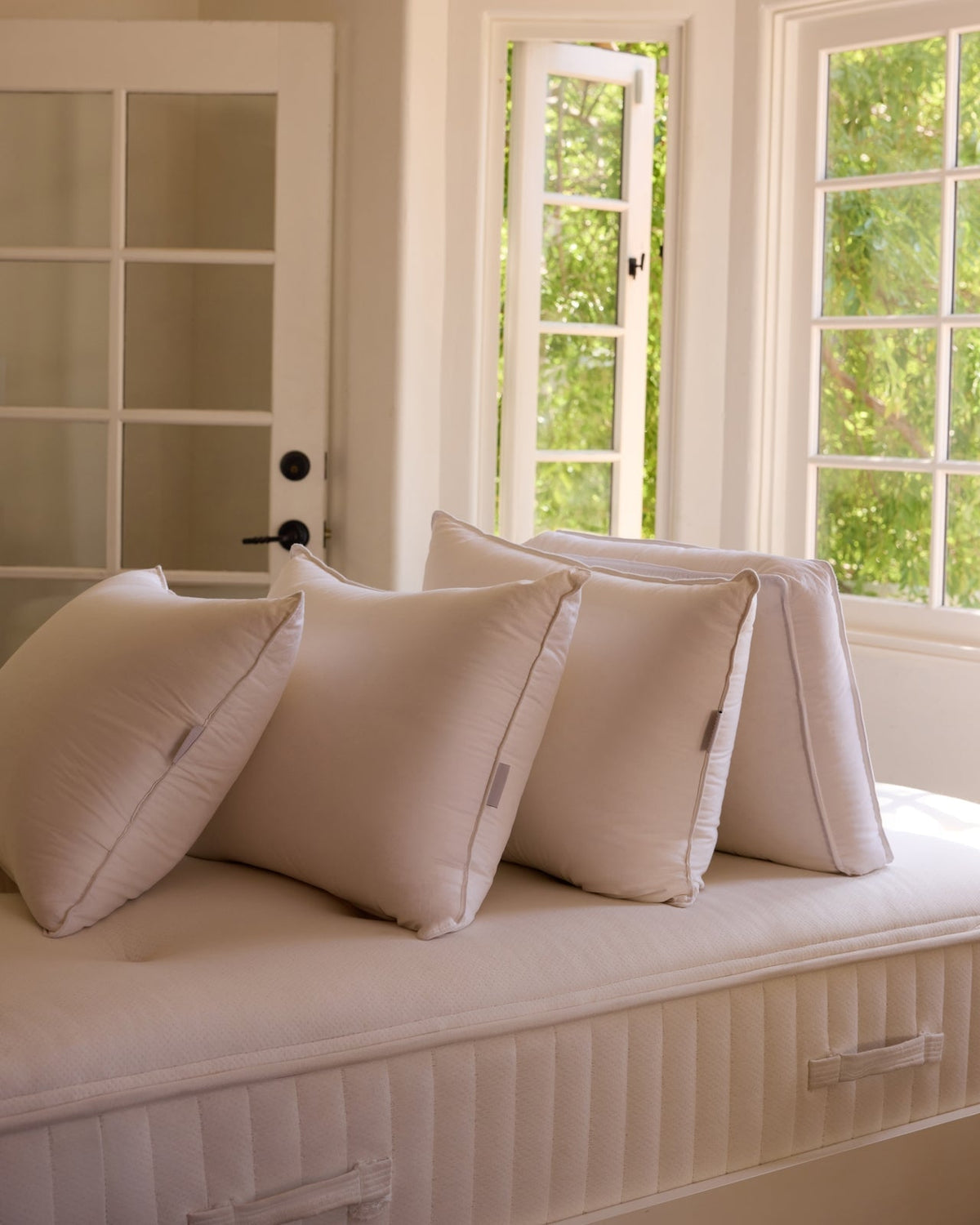 Parachute Firm King Down Pillow-White-(1 Pillow)