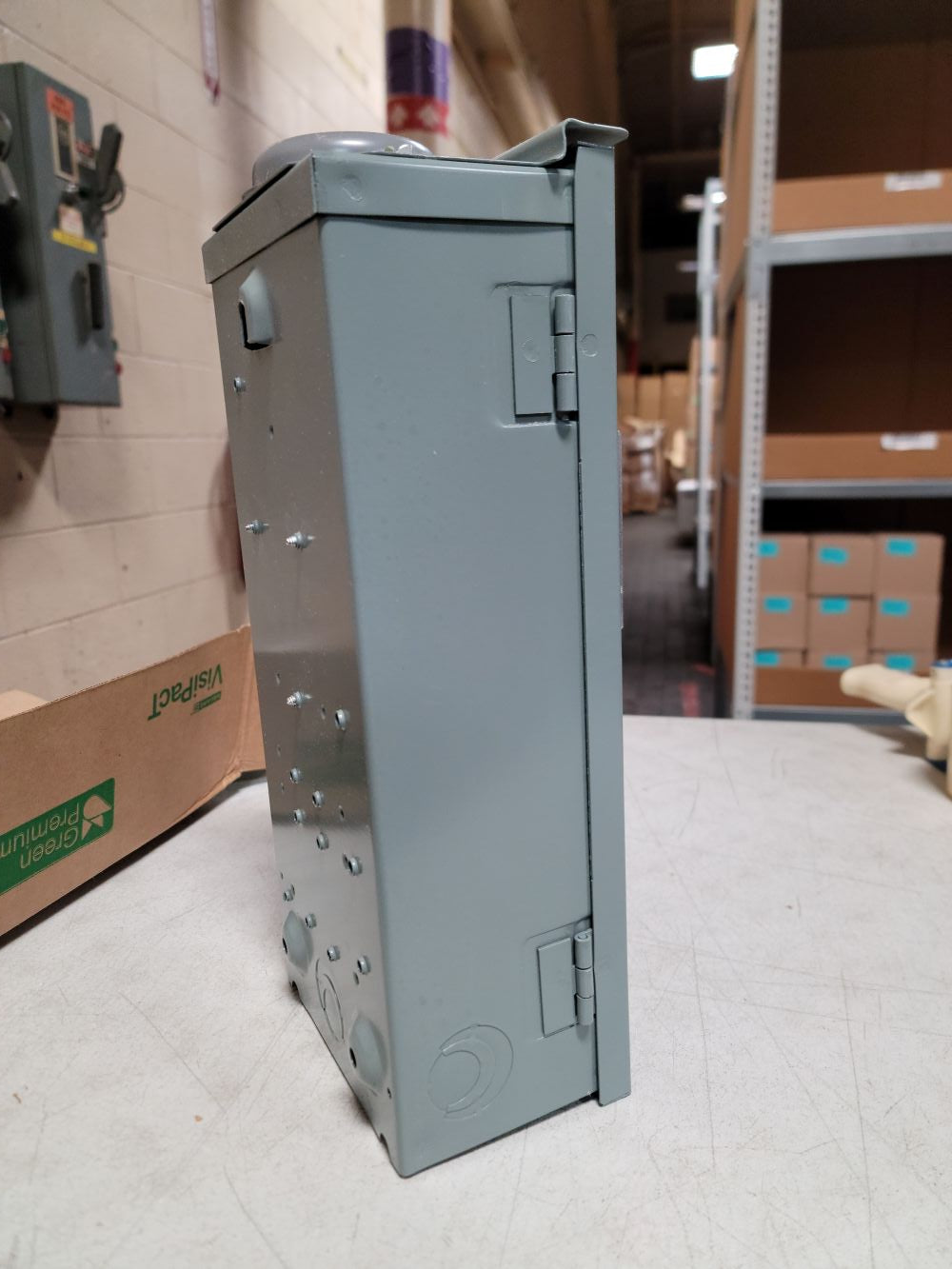 SCHNEIDER ELECTRIC | Square D | VisiPacT Series | VHU361RB | No Fuse Provisions