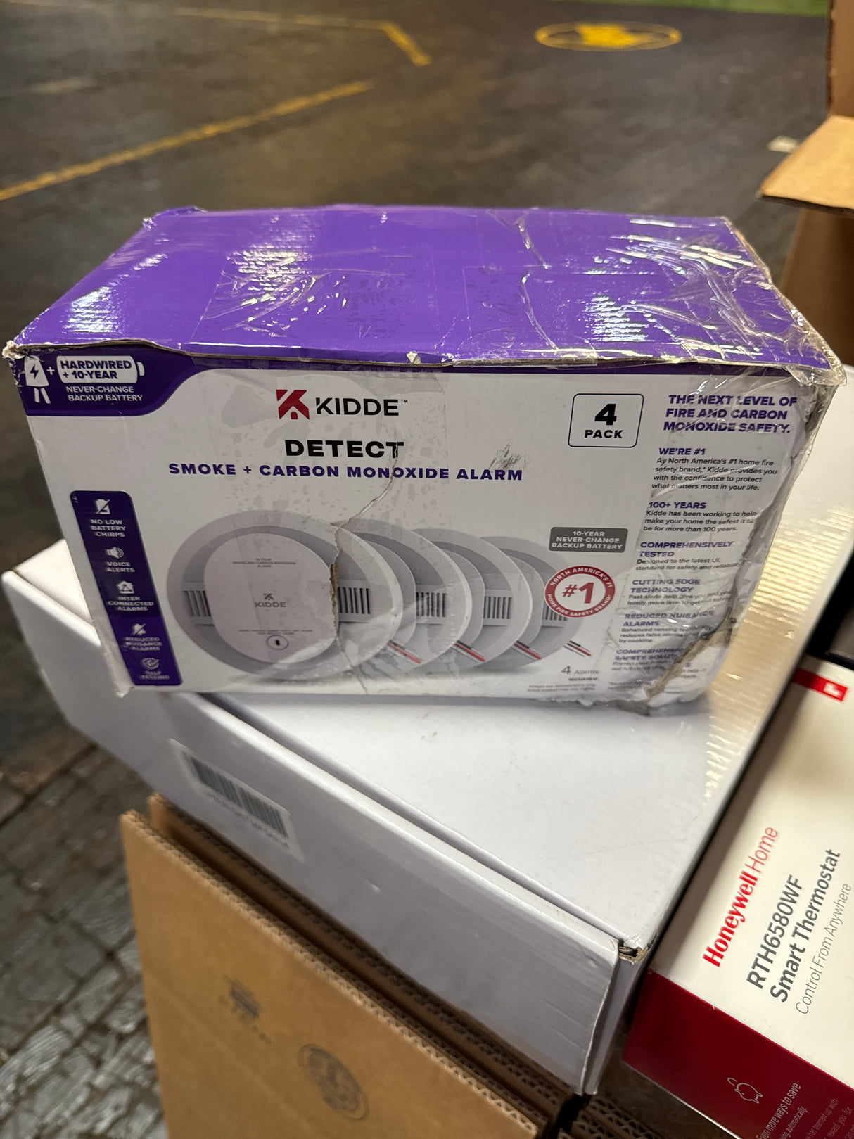 Kidde Hardwired Smoke & Carbon Monoxide Detector, 10-Year Battery Backup, Voice Alerts, Interconnectable LED Warning Light Indicators, 4 Pack