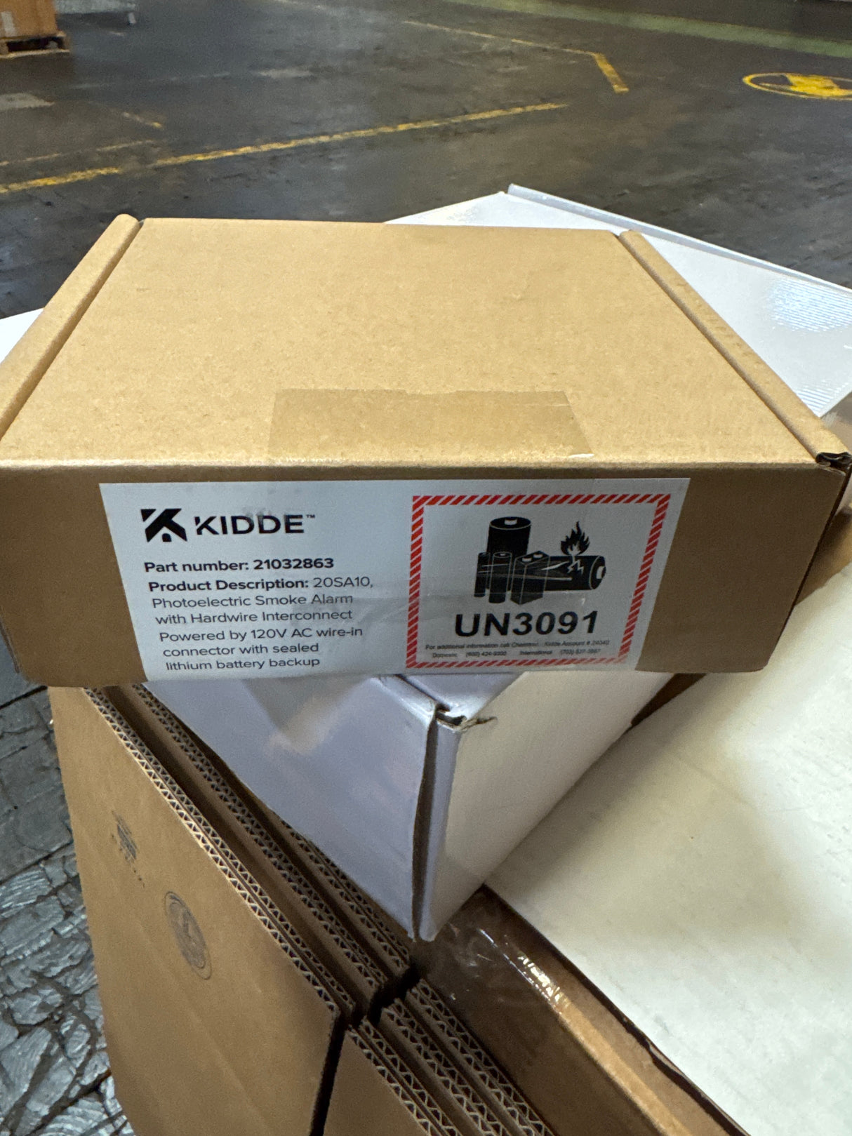 Kidde Smoke Detector, Hardwired with 10-Year Battery Backup, Interconnectable, LED Status Lights, 85 dB Alarm, 5-inches