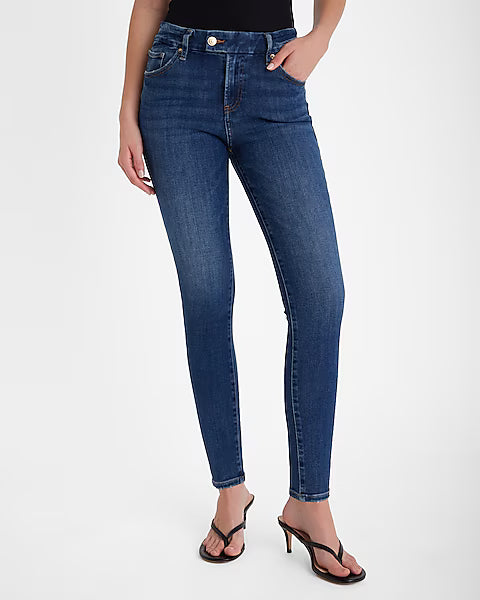 Mid Rise Dark Wash FlexX Skinny Jeans Size: Medium 6/8/10