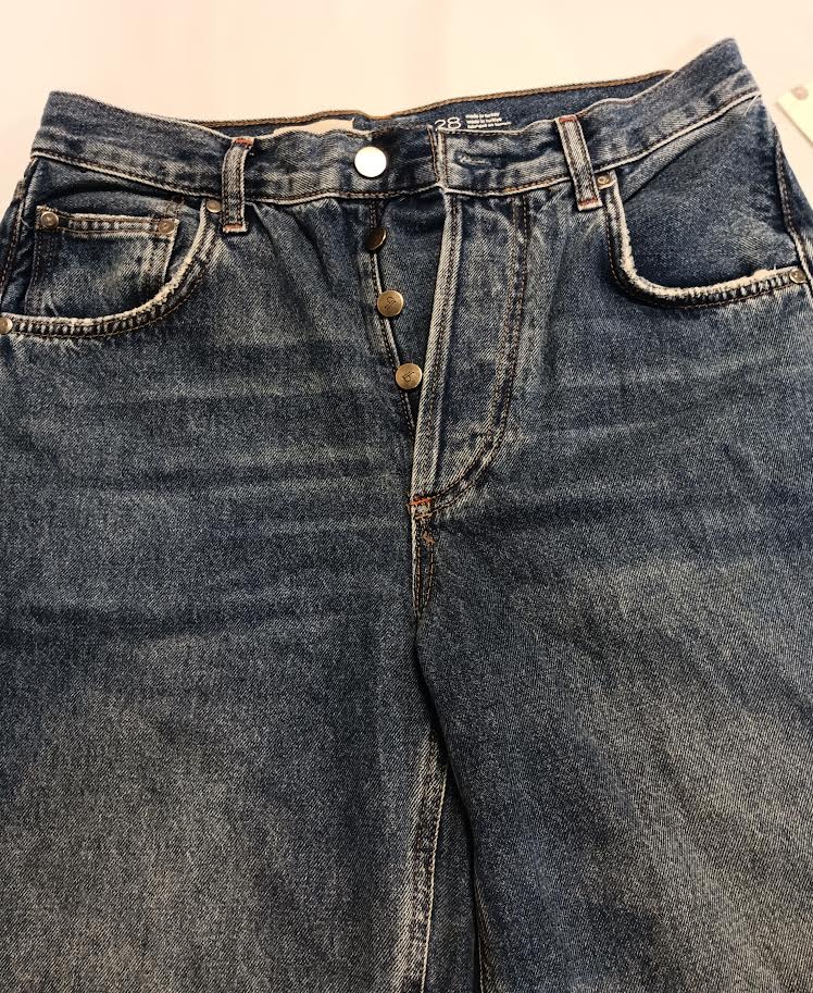 Pilcro Light Blue Denim Jeans with Contrast Stitching - Size 28