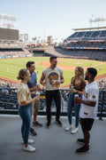 SAN DIEGO PADRES RETRO-VINTAGE GRAPHIC TEE  Men's Large