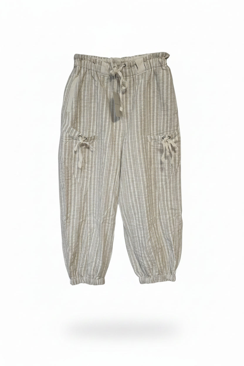 ee:some Capri pants  Oatmeal  Large