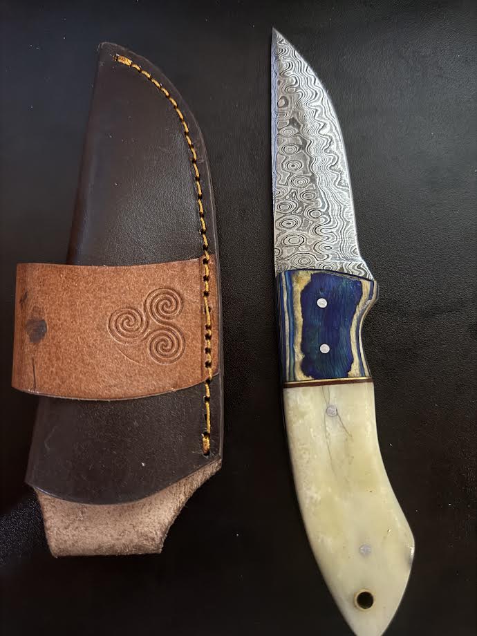 LMK Louis Martin Knives Custom Made Damascus Knives