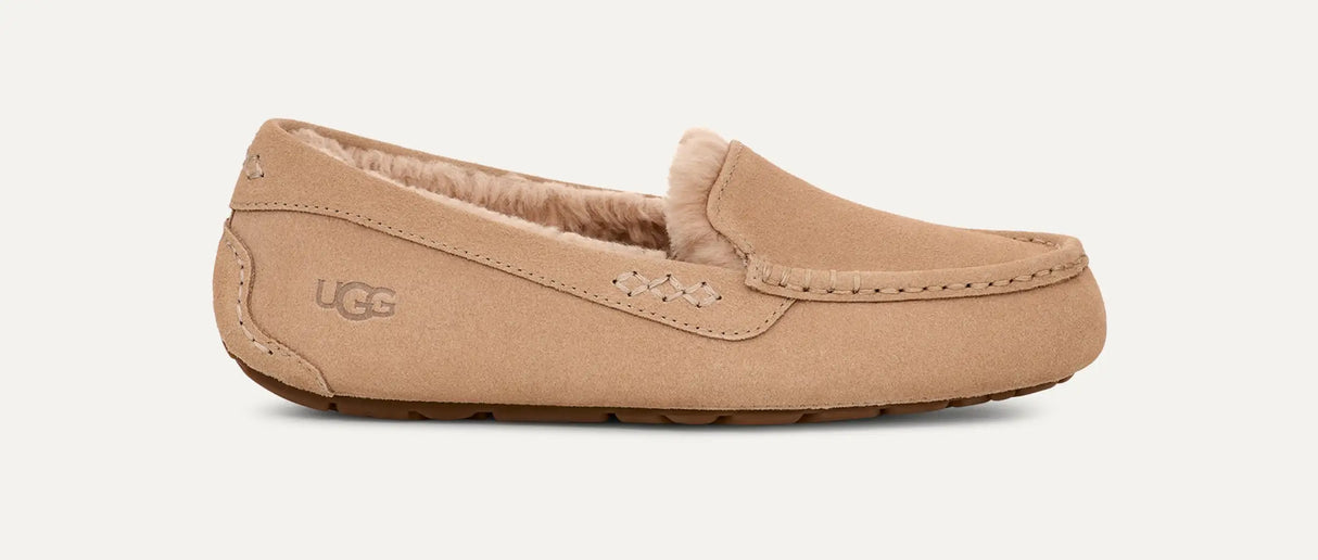 UGG Women's Ansley 6