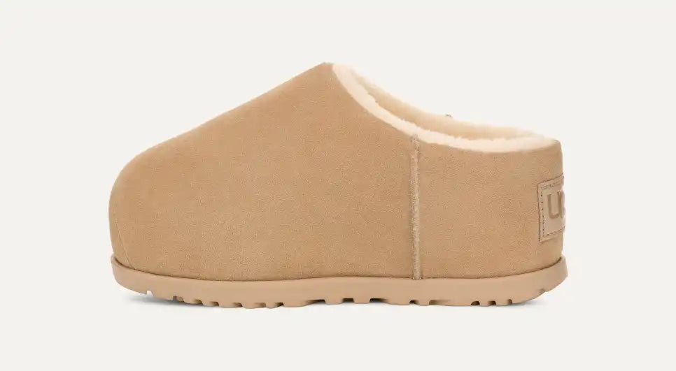 UGG Women's Pumped Slide 10