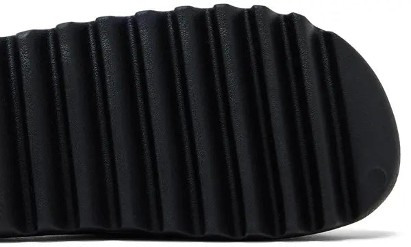 YZY Men's YS-01 in Black - 11