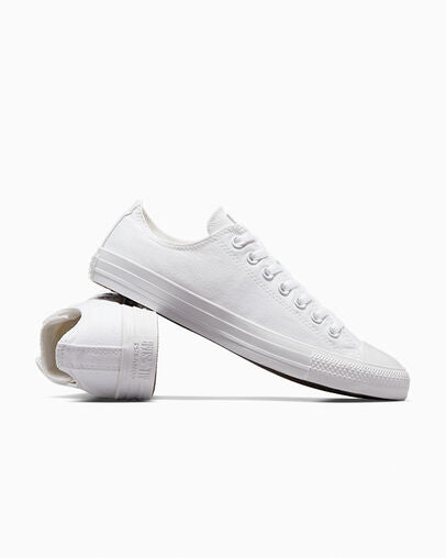 CONVERSE Unisex Chuck Taylor All Star Low Top Canvas Sneaker in White - M6.5/W8.5