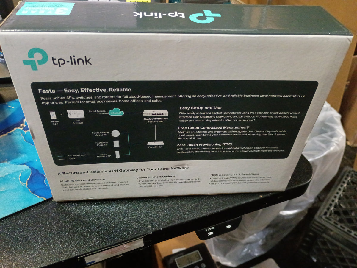 TP-Link Gigabit VPN Router FR205