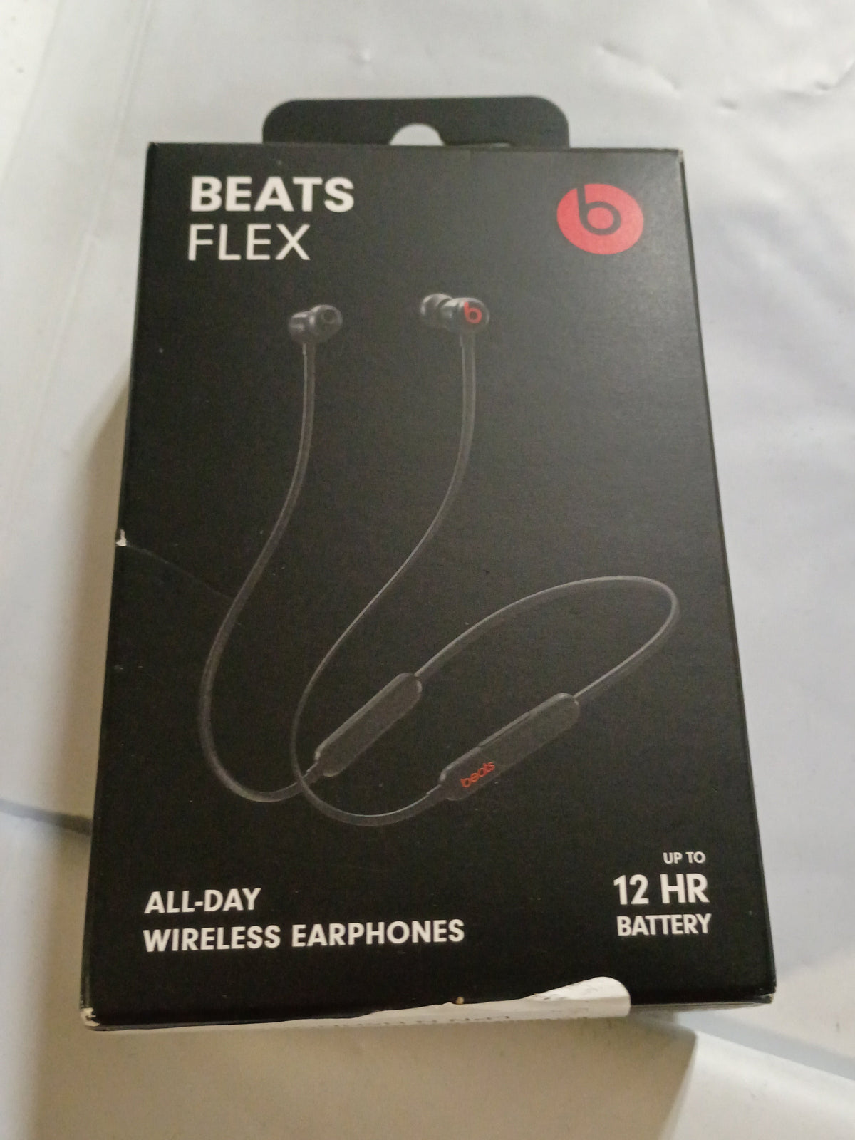 Beats Flex Wireless Earbuds - Apple W1 Headphone Chip, Magnetic Earphones, Class 1 Bluetooth, 12 Hours of Listening Time, Built-in Microphone - Black