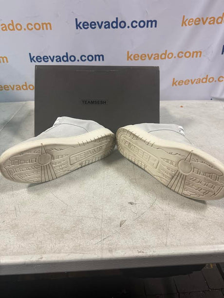 TEAMSESH SKULL STEPPERS SIZE 8