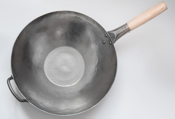 *Craft Wok Hand Hammered 14in Flat Bottom, Carbon Steel Wok with Wooden Handle, 731W316