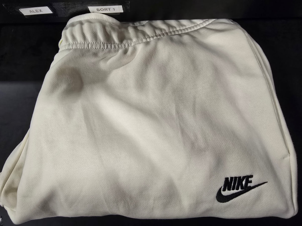 Women's Nike NSW Club Fleece Mid-Rise Joggers