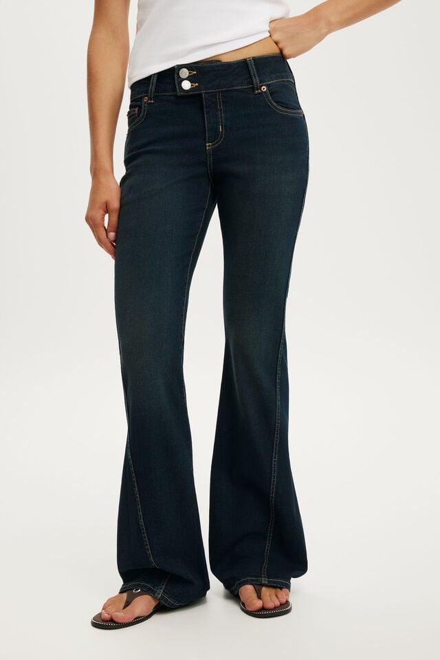 Cotton On Women's Mid-Rise Bootcut Jean - Lowlight Rinse Twist - Size 32 (US Size 10)
