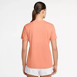 Nike Women's Dri-FIT Legend T-shirt - Apricot Agate - Medium