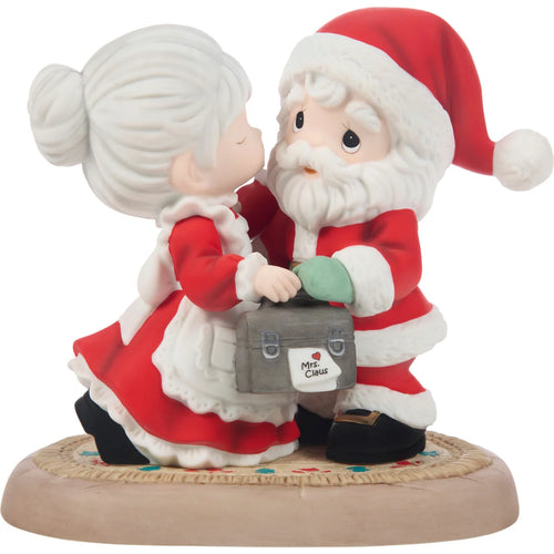 *Precious Moments -A Magical Kiss-mas Eve Night Figurine