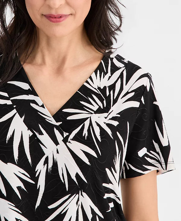 JM Collection Women's Printed Short Sleeve V-Neck Jacquard Top (Size: XX-Large)