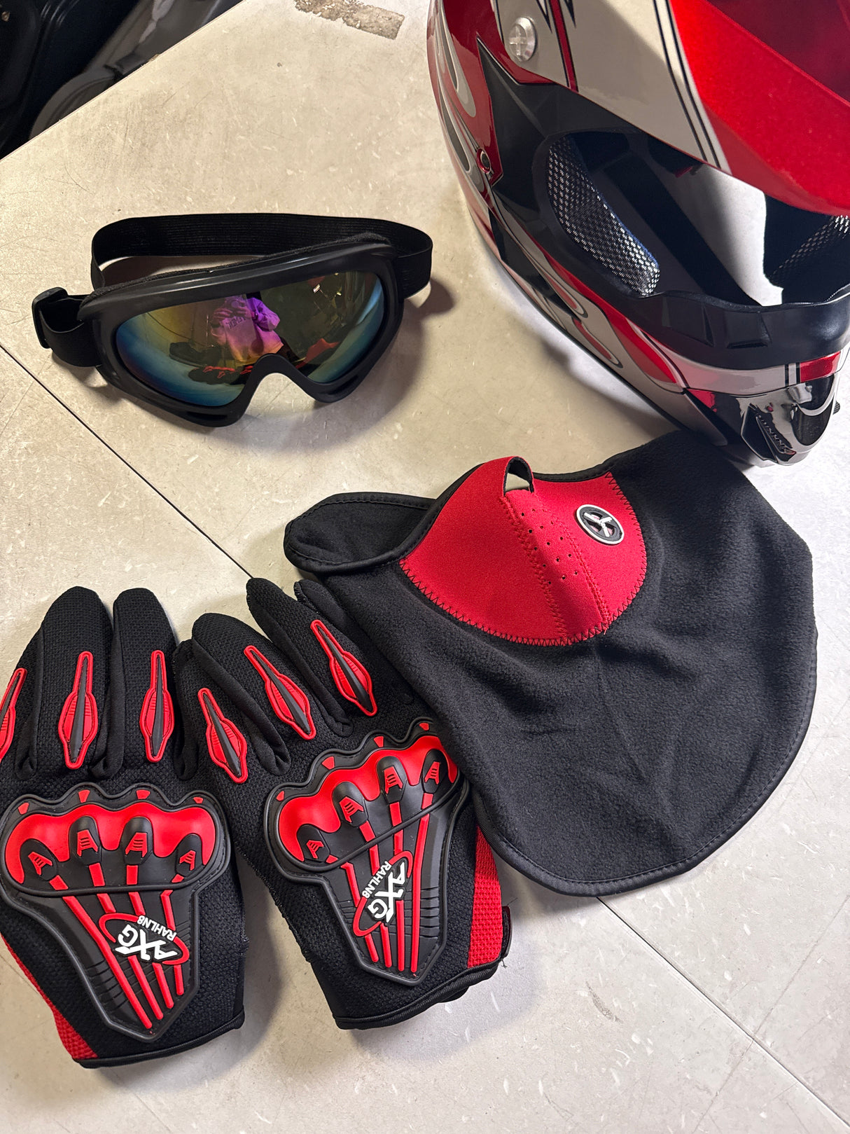 OUMURS Adult Dirt Bike Helmet with Goggles Gloves & Mask Adjustable Sun Visor Motorcycle Adults ATV Helmet Off-Road Motocross Downhill Moped MX for Unisex-Adult-Red Flame, L