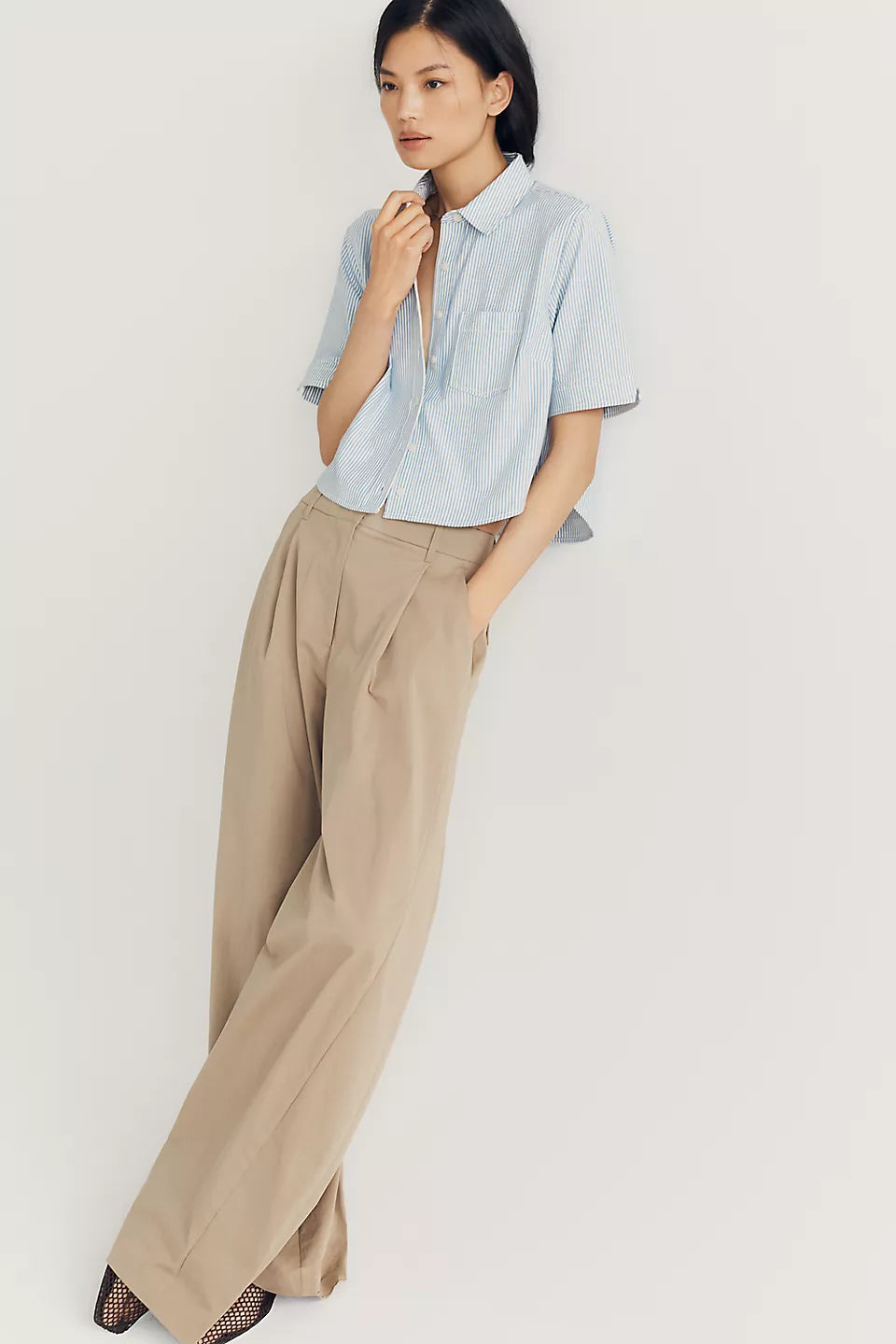 Maeve Merritt Short-Sleeve Cropped Buttondown Shirt - Blue Yellow Stripe - Size Medium