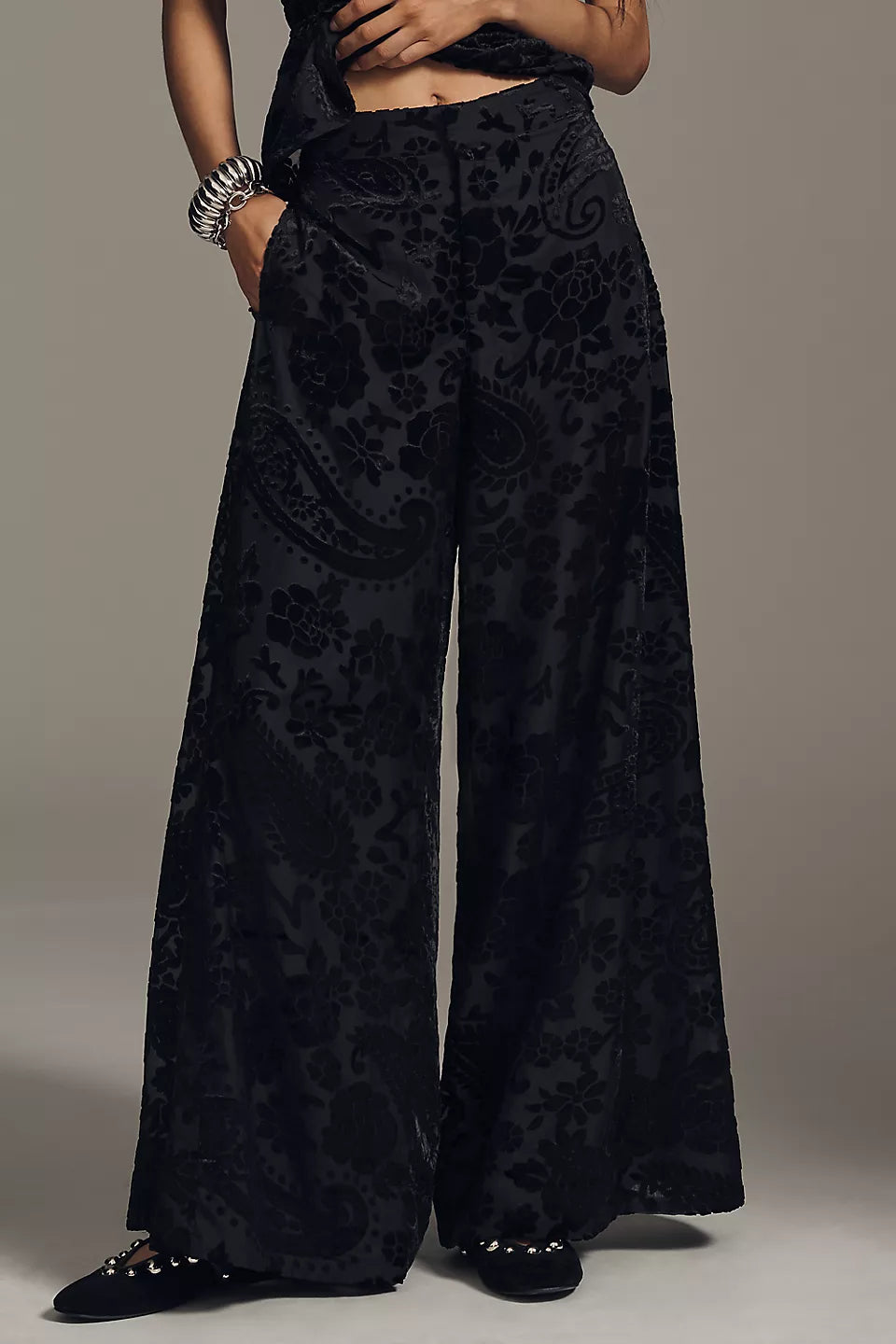 By Anthropologie Velvet Novelty Burnout Pants - Black - Size 8 Tall