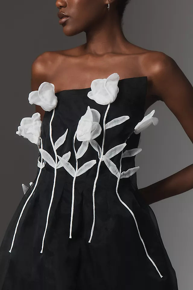 Maeve 3D Floral Strapless Midi Dress – Black & White – XS