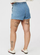 Torrid Mid-Rise Drapey Denim Skort - Running on Empty - Size: 12
