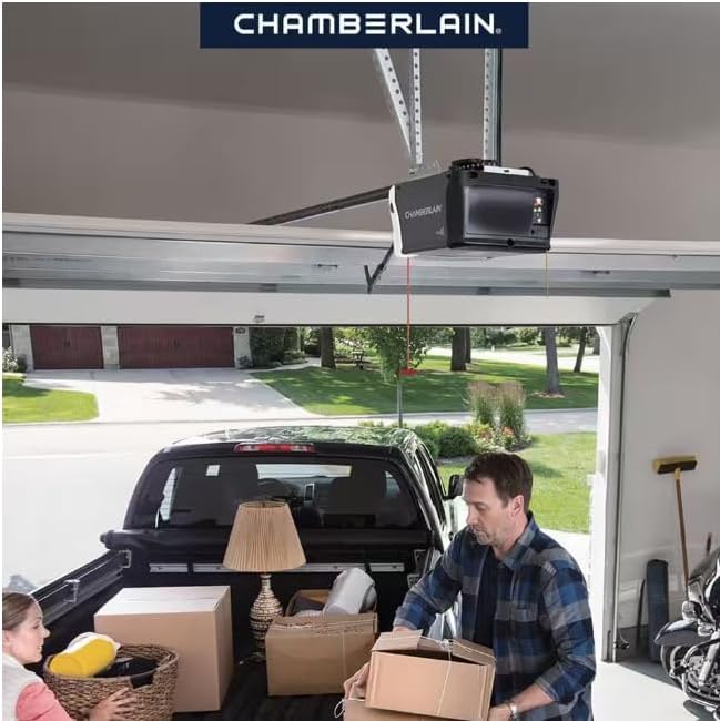 CHAMBERLAIN B2211T 1/2 HP Smart Quiet Belt Drive Garage Door Opener with Battery Backup