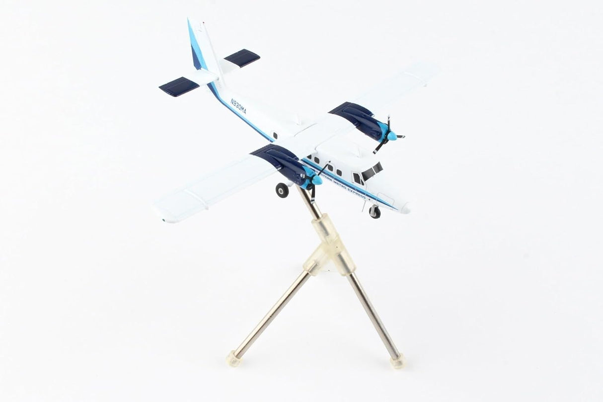 Gemini G2EAL1037 de Havilland Canada DHC-6-200 Twin Otter Eastern Metro Express N930MA Scale 1/200 Ages 14+