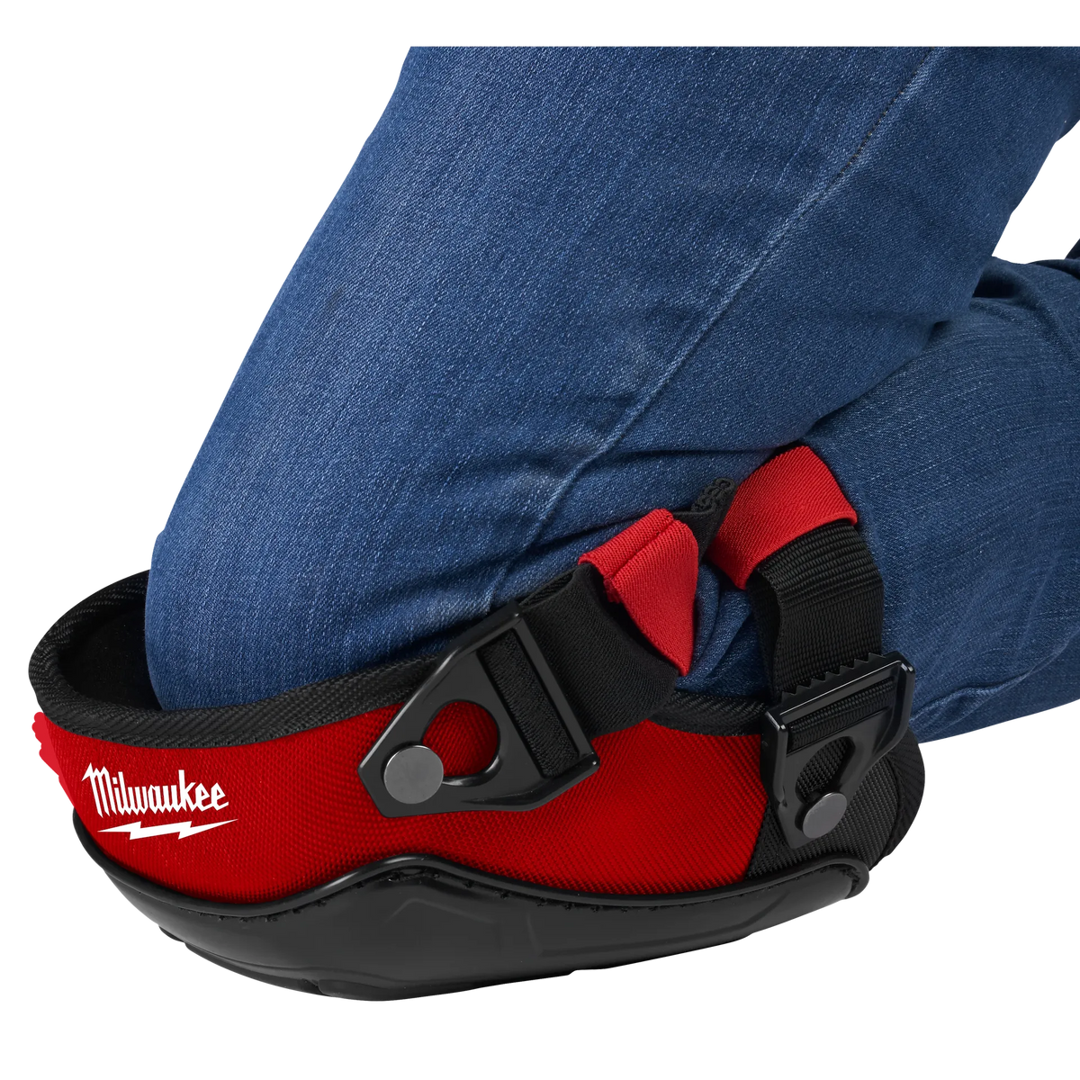 *Milwaukee - Dynamic Knee Pad with Wide Strap, Blk/Red